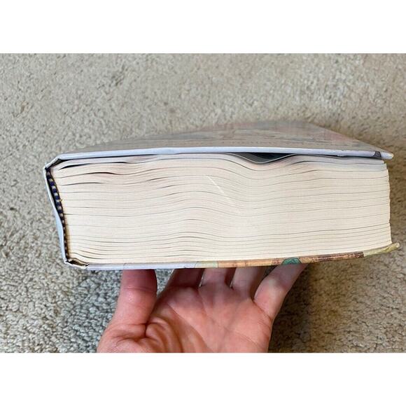 Holy Bible Children's Illustrated Edition Contemporary English Version- Used - Picture 8 of 8